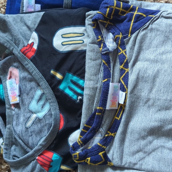 LuLaRoe Randy Shirts - Picture 3 of 4